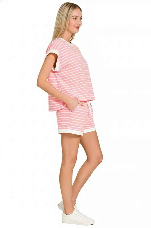 Stripe Contrast Trim Top & Shorts Set 0a946e02-277e-424d-8a3b-9fbc45cede18-Max-Origin