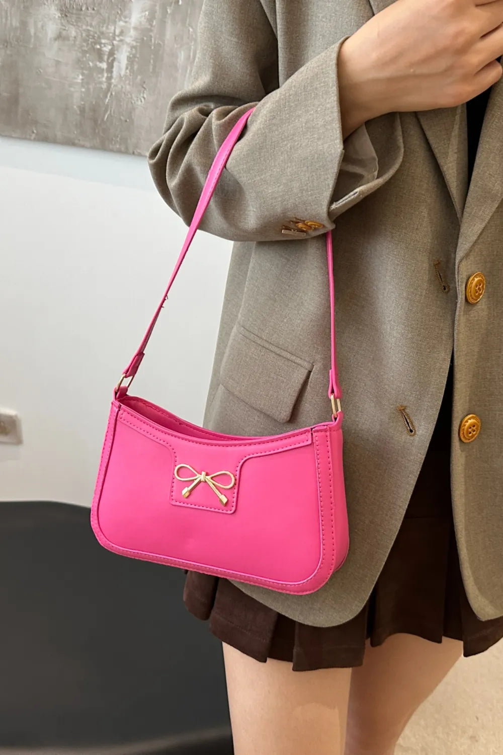 Bow Trim PU Leather Shoulder Bag 0ac93abb-3e52-4be5-b12f-b34bd7e1ed50-Max