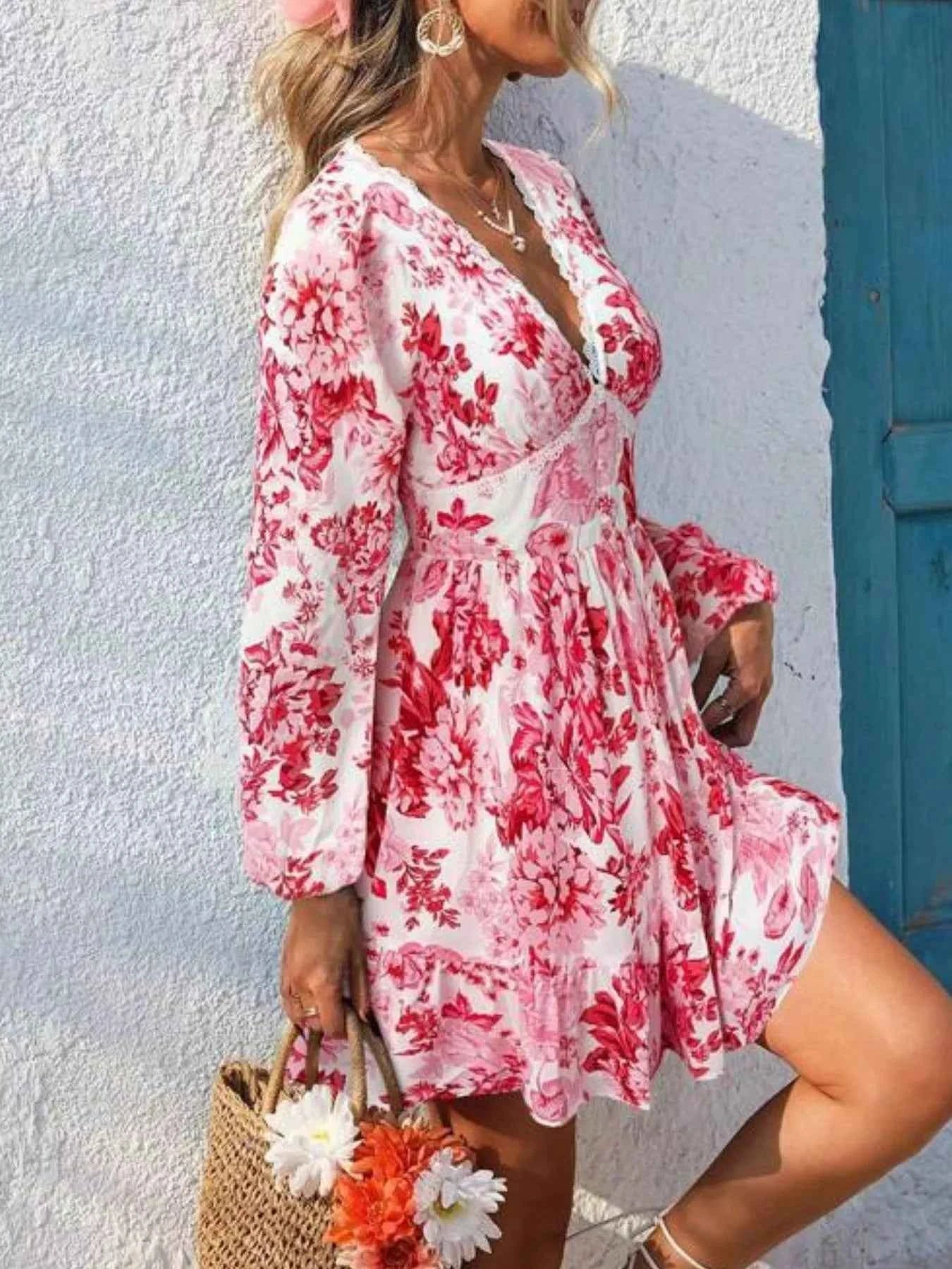 Full Size Floral V-Neck Long Sleeve Dress Plus Size 0b0fb5f7-9df8-47b4-9c1a-c5ed9bcc2446-Max-Origin