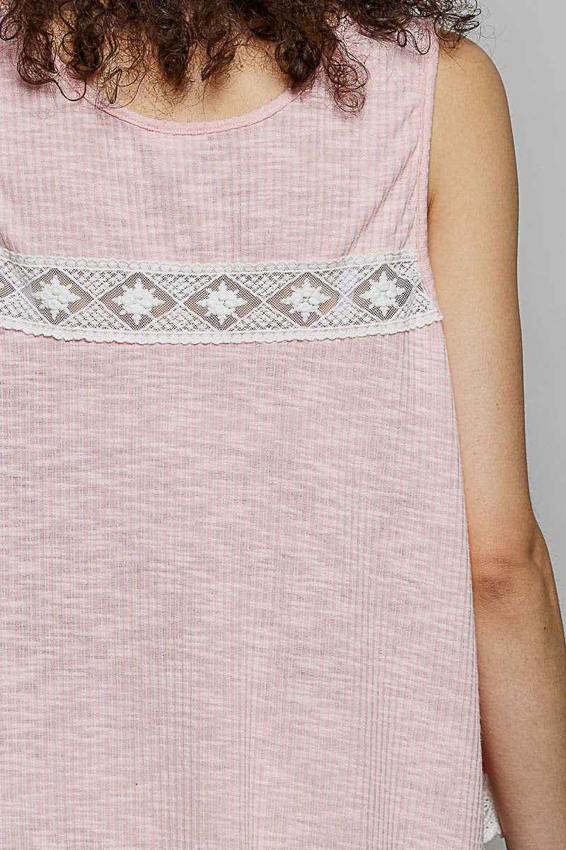 POL Lace Trim Ruffle Hem Button Detail Round Neck Sleeveless Top 0b794e03-60c4-4abe-b85f-769c82741bf5-Max