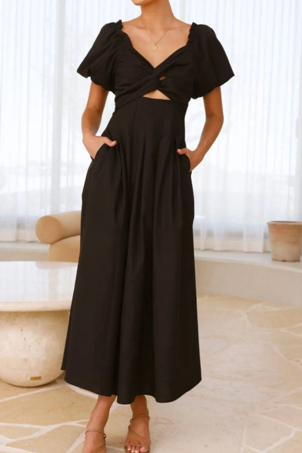 Sweetheart Neck Puff Sleeve Dress 0ca106c3-d77f-49f6-b27d-cec18a681ed9-Max-Origin