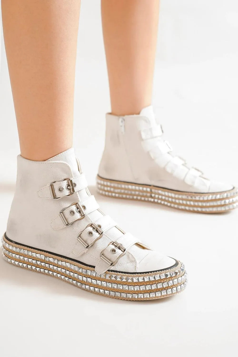 Beast Fashion Multi-Buckle Straps Studded Platform Sneakers White 0cfc4281-6eb9-456c-97a4-0b5488ae584a-Max