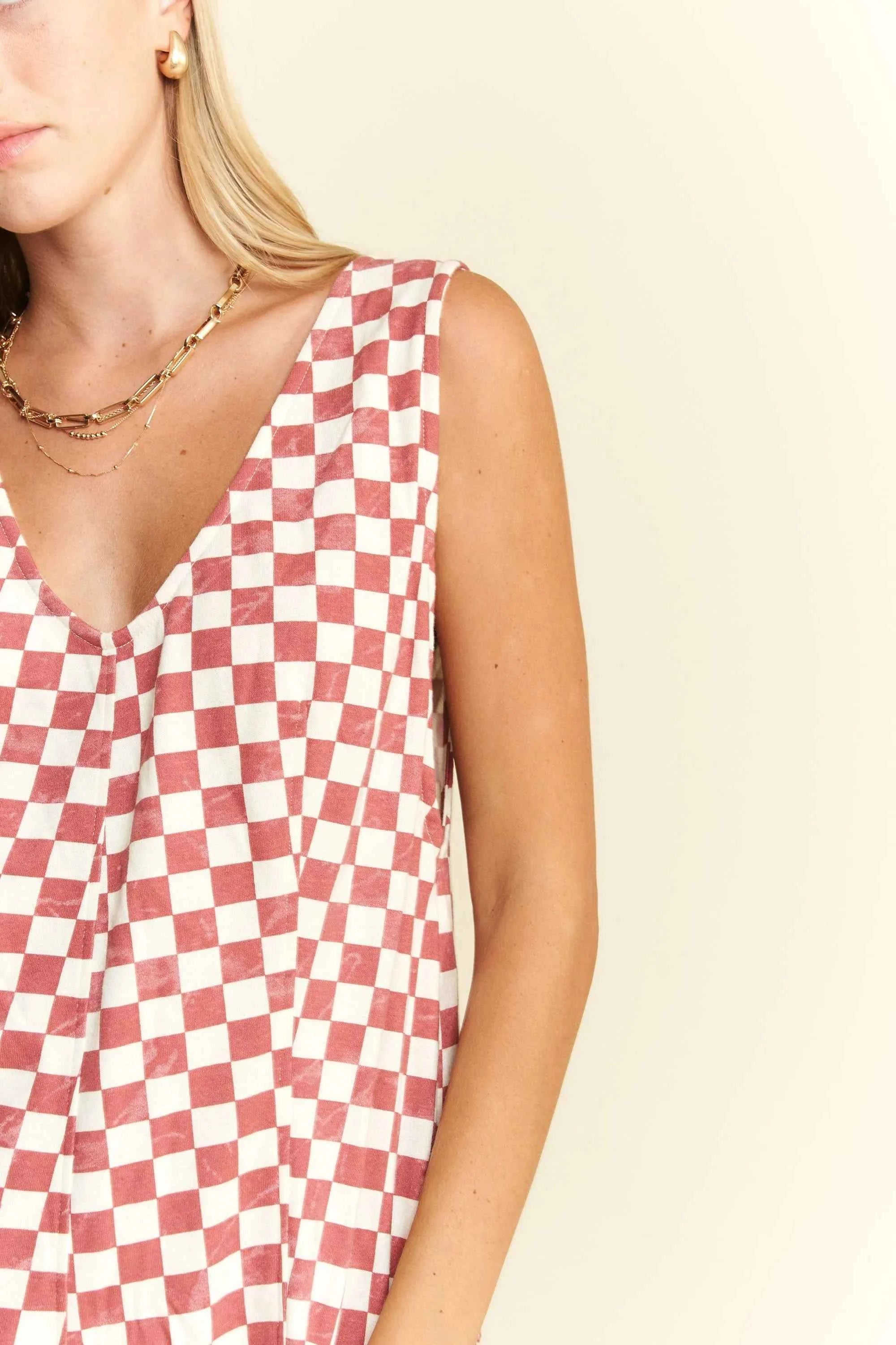Jade By Jane Plus Size Back Tie Sleeveless Plaid Romper with Pockets 0d12cc25ad894350a66001b6bd2aeb10-Max-Origin