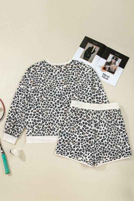 Plus Size Leopard Pullover and Shorts Set 0d3c597c-24fa-49e1-a7cd-aab830a16d51