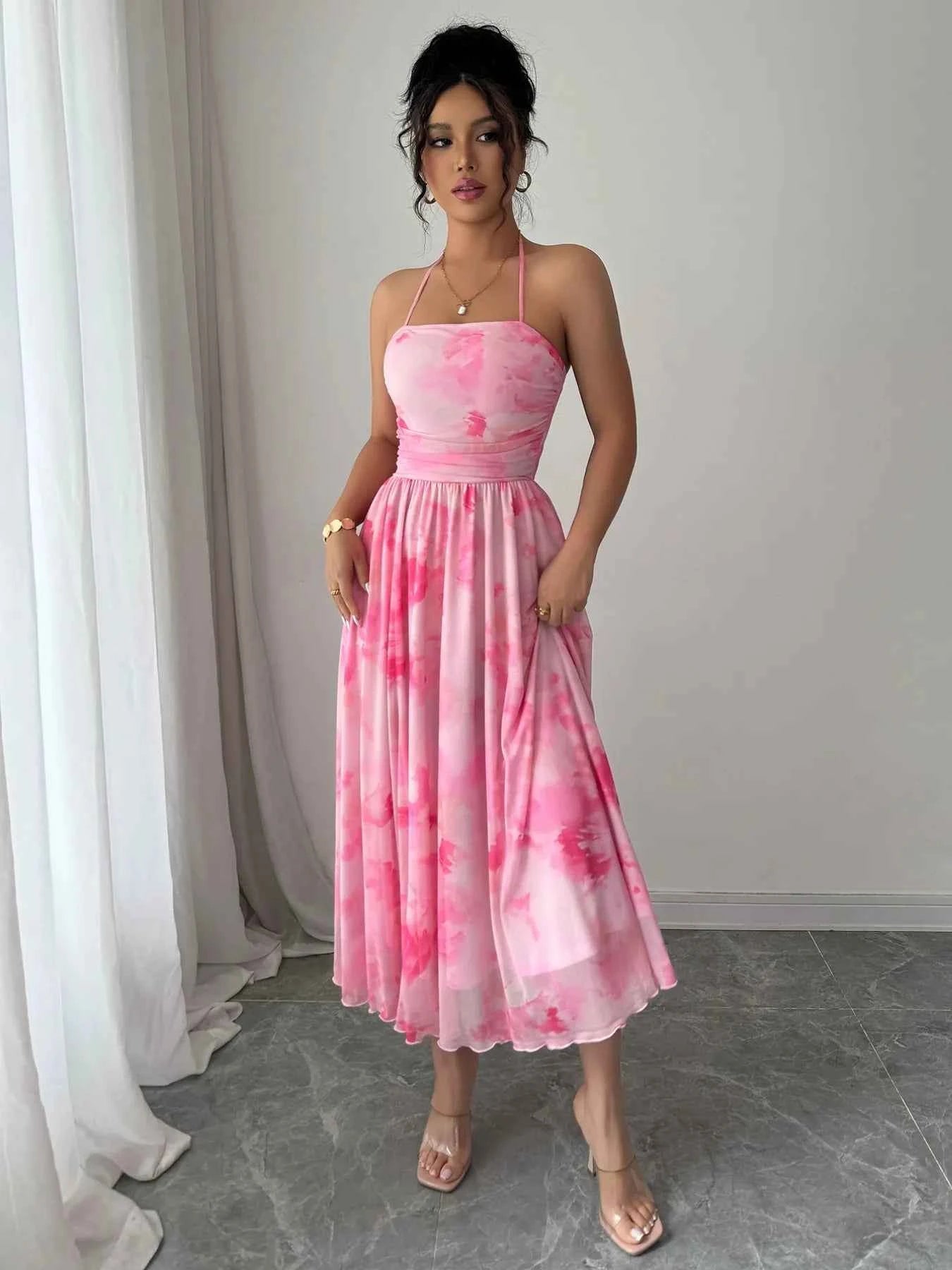 Tie-Dye Halter Sleeveless Midi Dress 0d646231-35c8-4b09-be93-08c830f2791a-Max-Origin