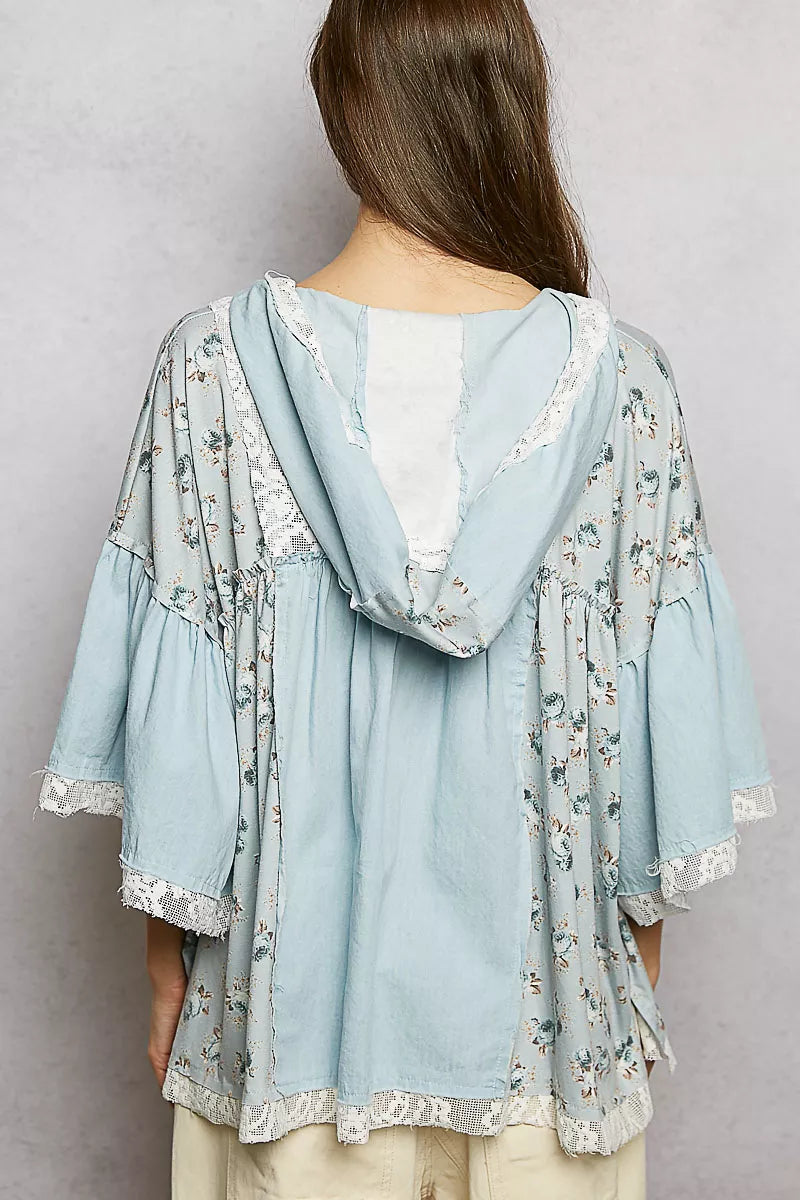 POL Double Gauze Floral Patch Blouse with Lace Detail 0d7f528b-8c69-4926-9dbf-b8f4aad8a816-Max-Origin