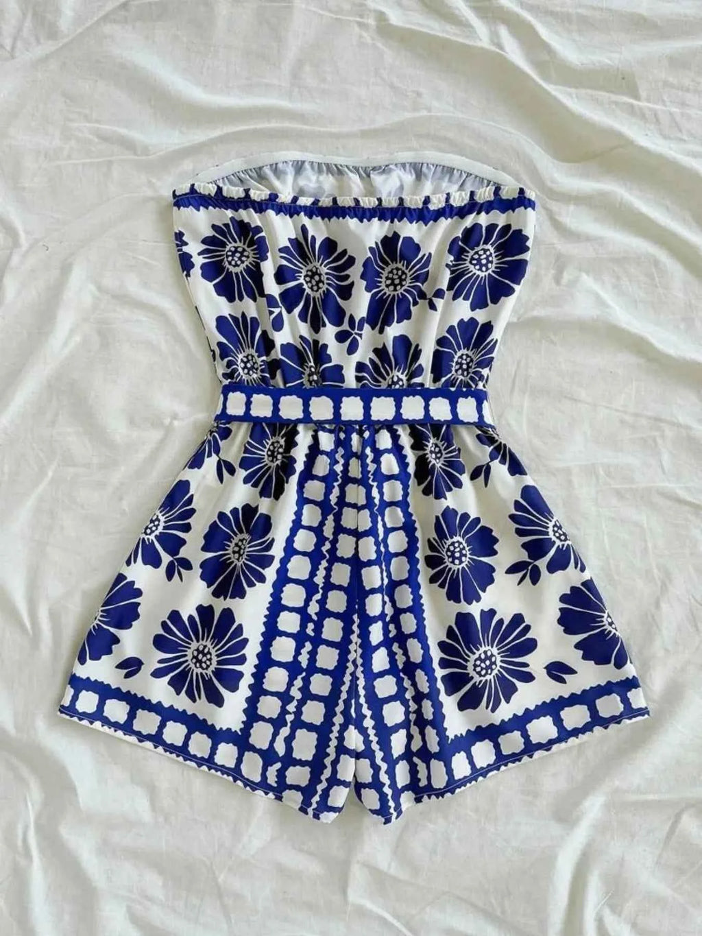 Printed Tube Tie Waist Romper 0deabefb-7b41-4625-9876-33561facf865-Max-Origin