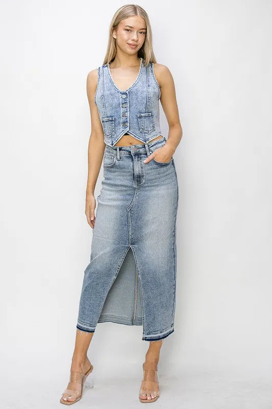 RISEN Button Down Crop Denim Vest 0e3cf766-edd5-4ea2-83e9-898ec143c00a-Max
