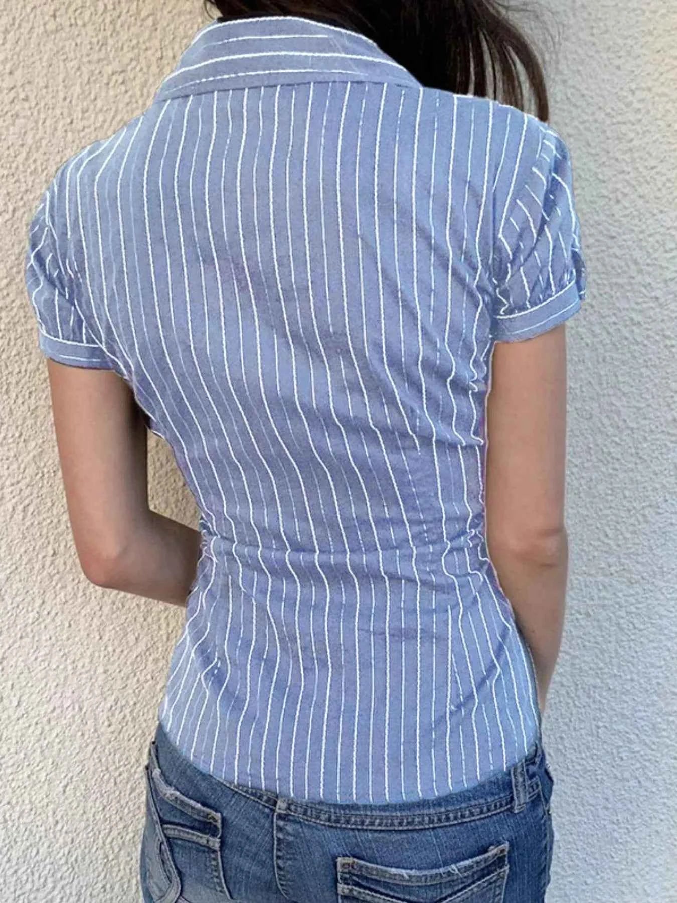 Striped Button-Down Collared Neck Shirt 0e415f97-69cc-459d-bfe1-e1eea092db6d-Max-Origin