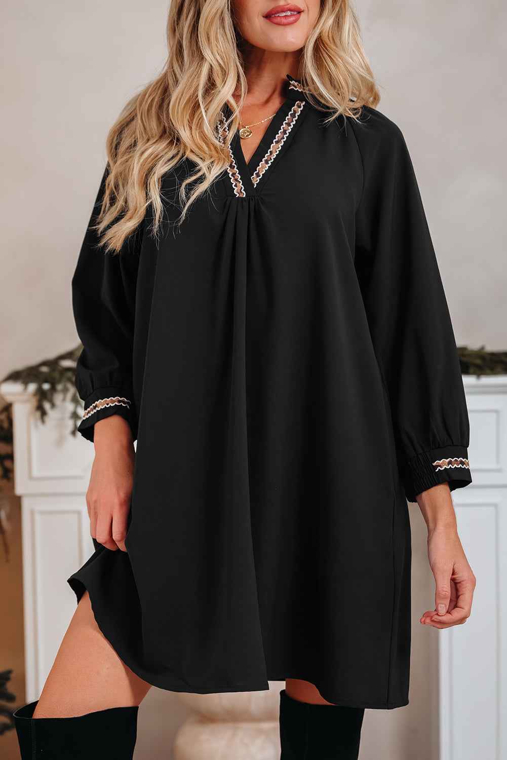 Black Contrast Trim V Neck Bracelet Sleeve Shift Mini Dress Black 100%Polyester 0e6f8071e1e6d6cb