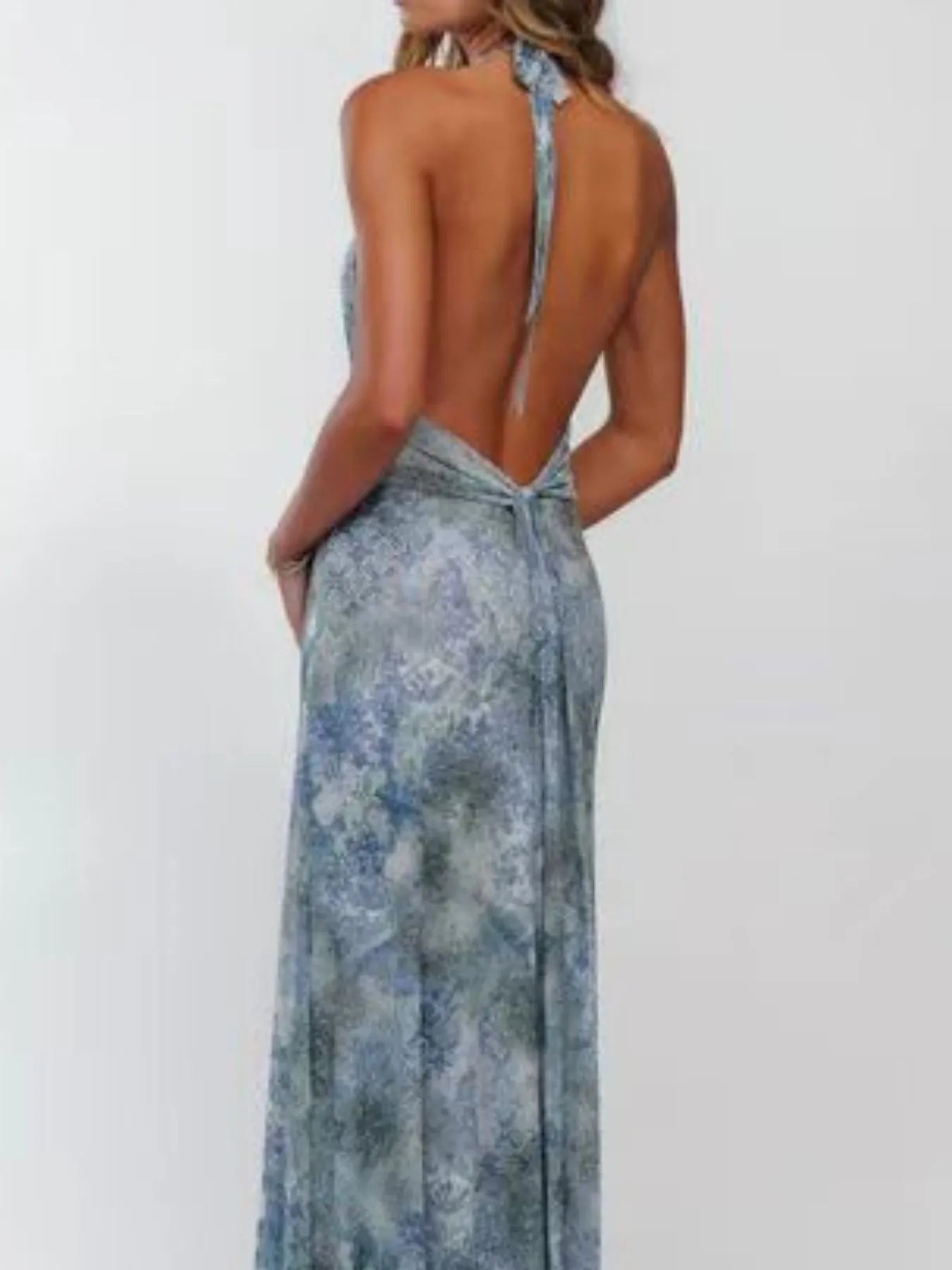 Floral Halter Neck Deep V Maxi Dress 0ebbe7c7-ebe1-4dad-bb3b-b65b5495b3f5-Max-Origin