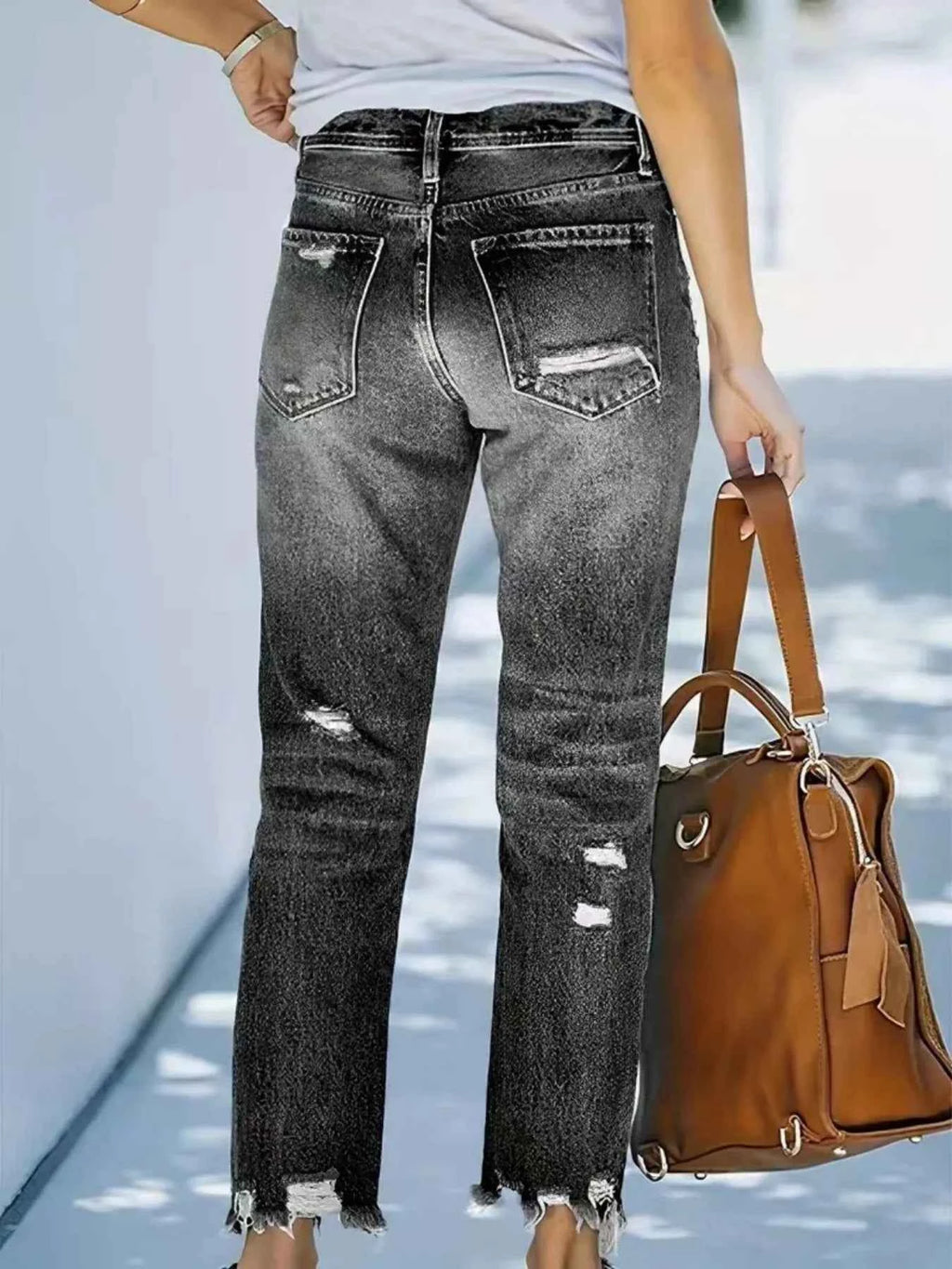 Distressed Straight Leg Jeans 0f153e3221444259be74e0db0731620b-Max-Origin