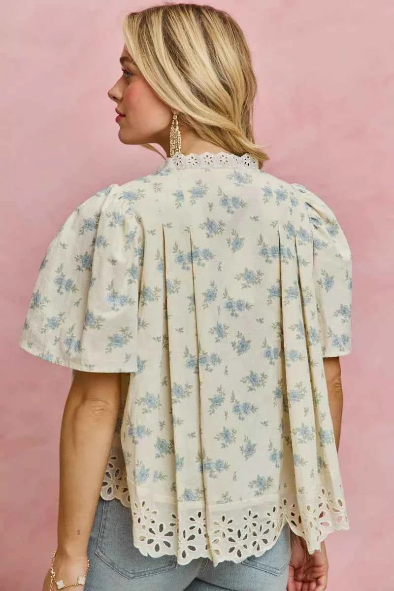 SO ME Floral Print Lace Trim Flutter Sleeves Blouse 0f447b17-2ec5-4e0c-acd9-5e3bf659eb74-Max-Origin