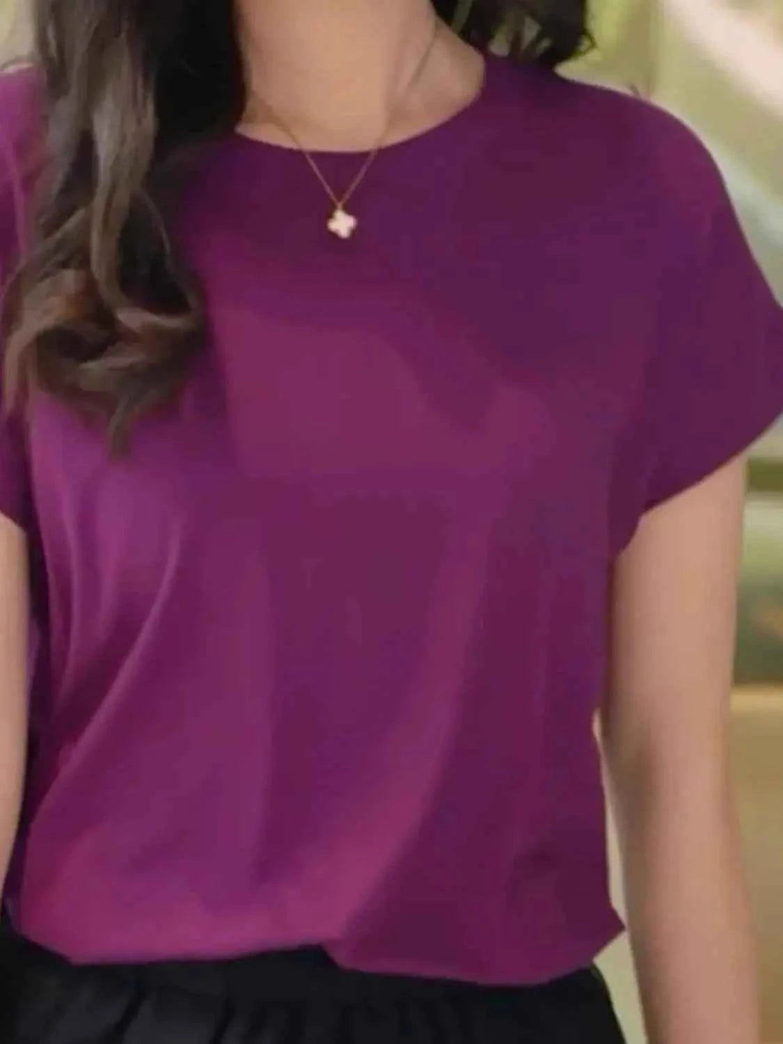 Round Neck Short Sleeve T-Shirt 0f4654da-5dc2-4d9e-9562-37958102fcdd-Max-Origin