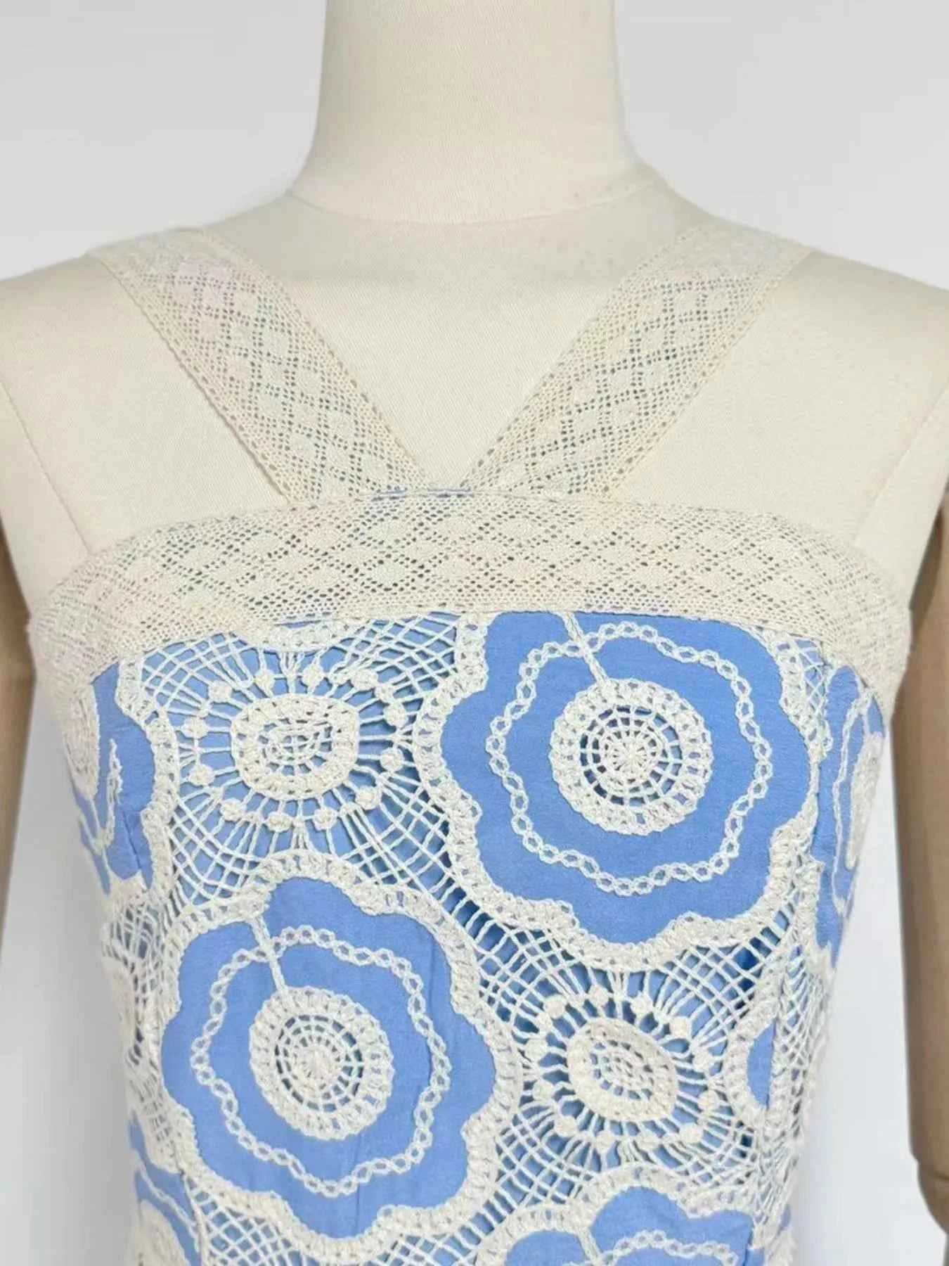 Lace Sleeveless Tiered Midi Dress 0f662b47-0e30-4f49-a364-8169767cc8bd-Max-Origin