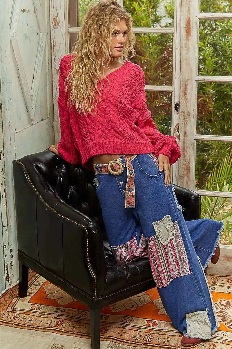 Cable-Knit Solid V-Neck Cropped Sweater 0f856860-c637-441a-aded-24d935e7345e-Max-Origin