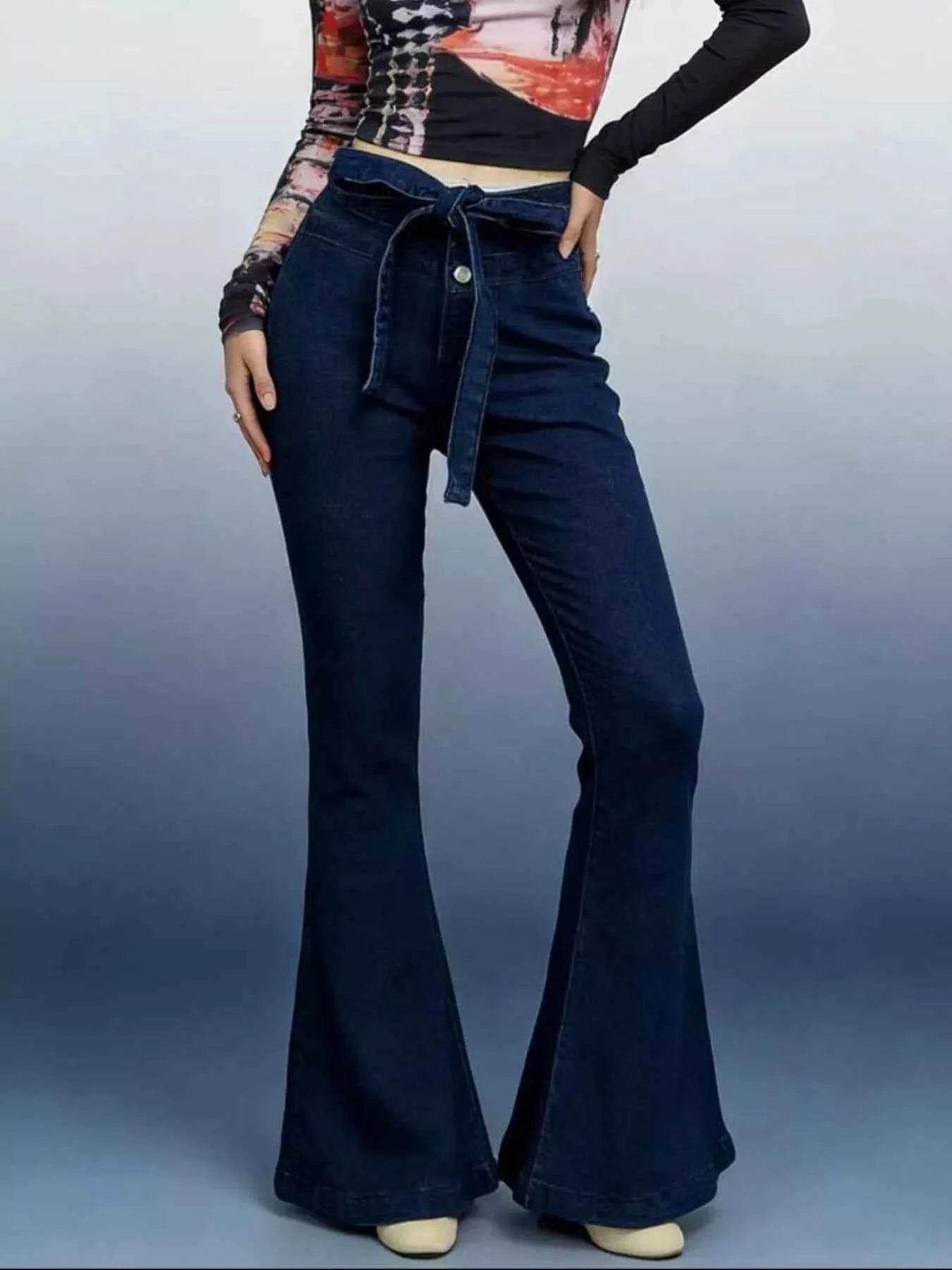 Bow-Tie High-Waisted Flare Jeans Blue 0f8d02e8-7a3b-4cf4-8fd6-b800dab68cef-Max-Origin