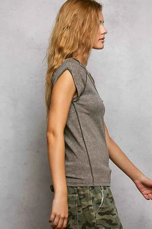 V-Neck Short Sleeve Washed T-Shirt with Outseam 0ff0bfb8-defe-4ee5-acbb-66231ac96e0e-Max-Origin