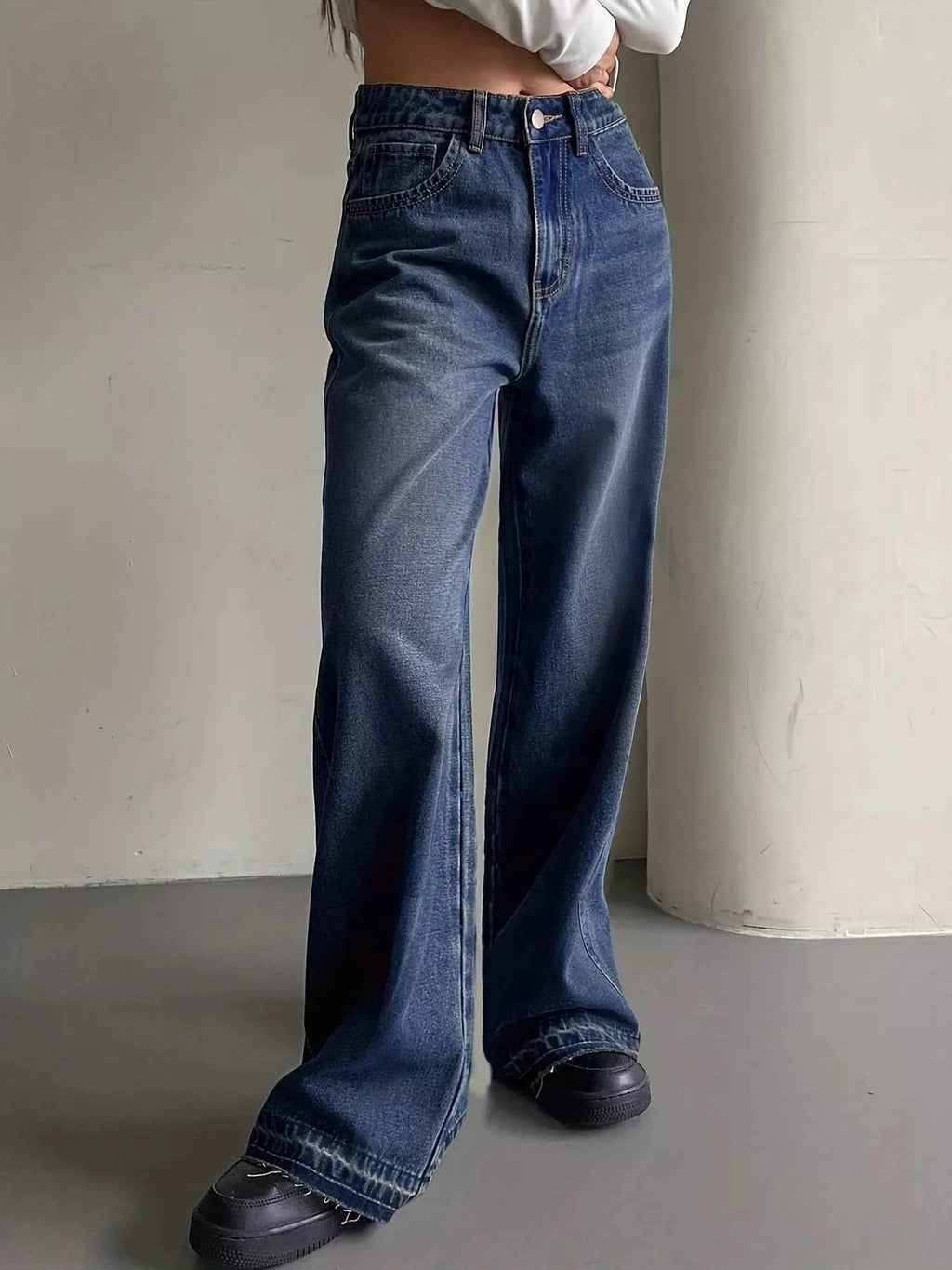 Wide Leg Vintage Wash Jeans 101e8eb887b54d128d7898bdce0fc6a6-Max-Origin