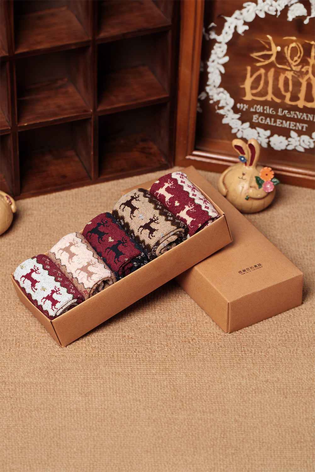 Parchment 5 Pairs Christmas Reindeer Print Socks Set 1034e9a89eaa6cf5