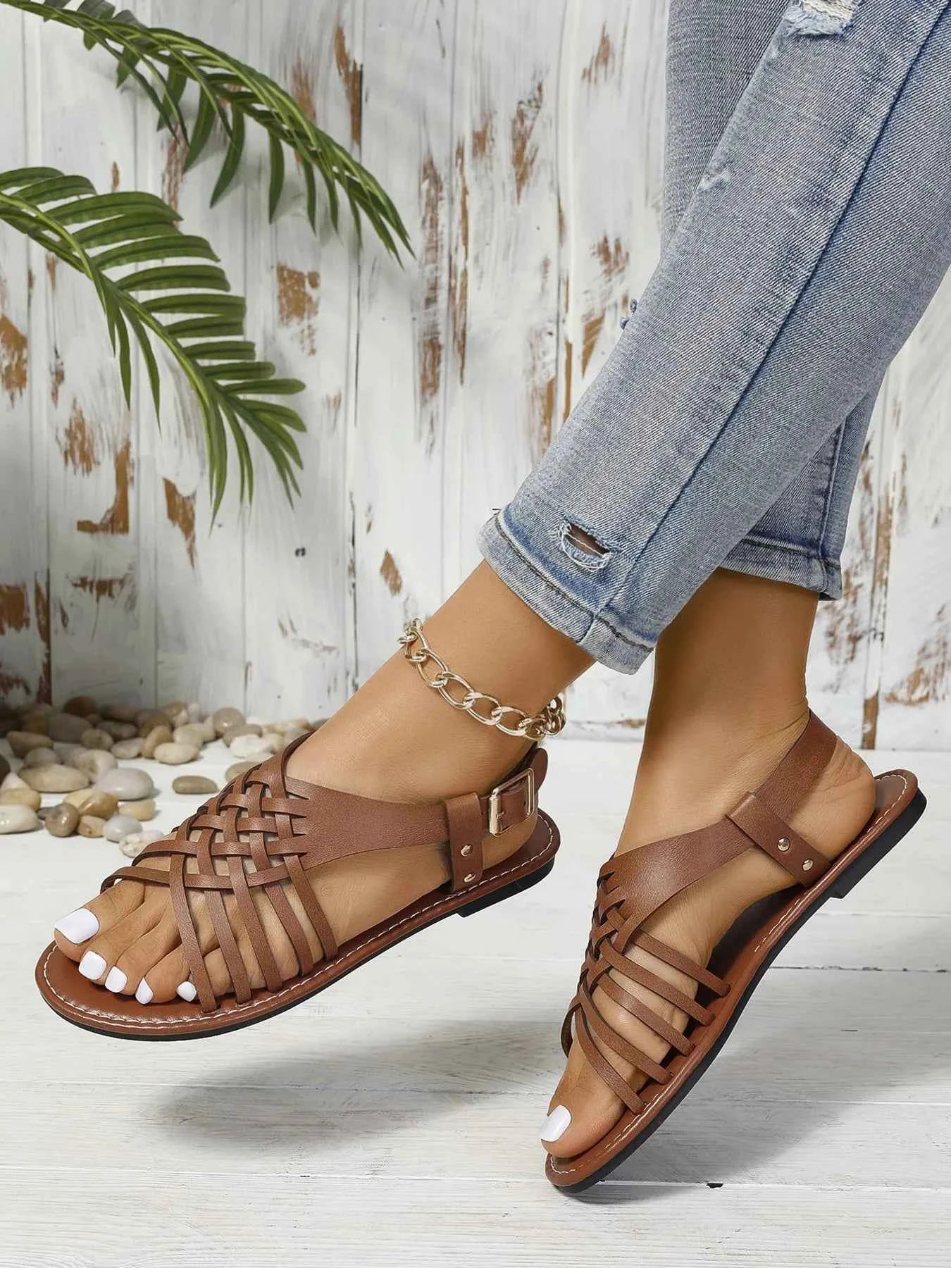 Woven Strappy Flat Sandals 103a695b941d4e12acbe12cdc8d7e3ce-Max-Origin