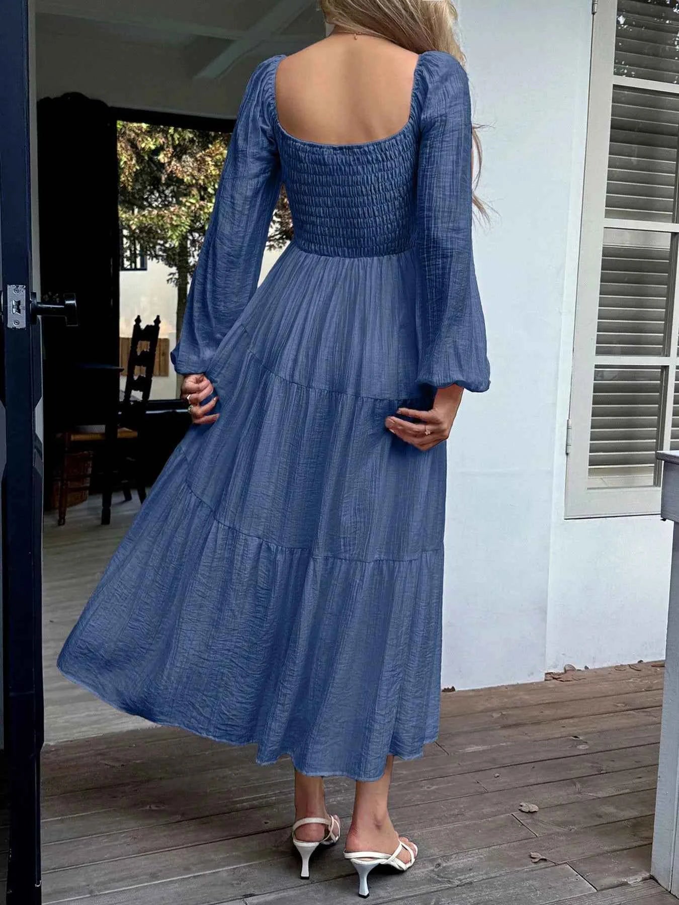 Tiered Balloon Sleeve Midi Dress 106e1fcb-dd42-4f59-b2bb-fdbb505f66f2-Max-Origin