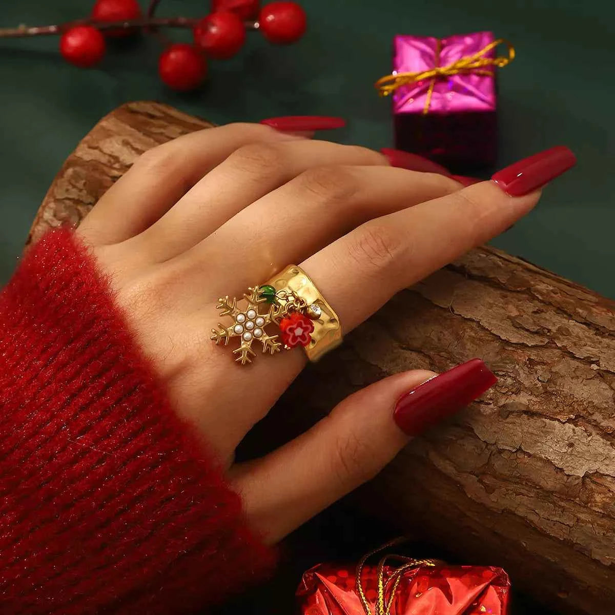 18K Gold-Plated Christmas Charm Ring Style B onesize 1072c818-f0d8-404b-a9a9-533bf76acba4-Max-Origin
