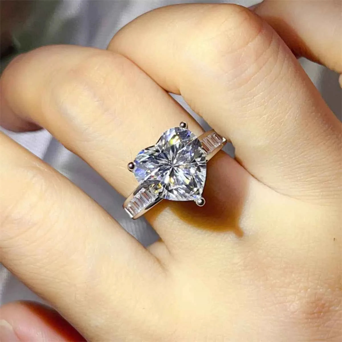 5 Carat Moissanite 925 Sterling Silver Heart Ring 10829a81-e7b2-42b8-8cc2-d218ce9ba5ff-Max-Origin