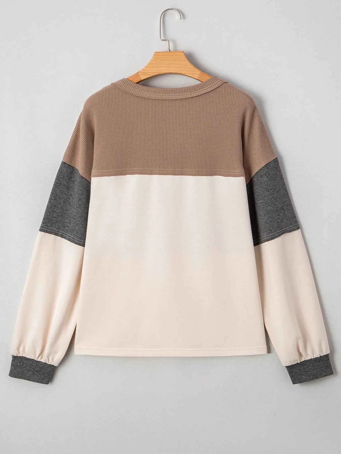 Color Block Waffled Loose Henley Top 108606f45b334eb79774e69c98ce7c92-Max-Origin