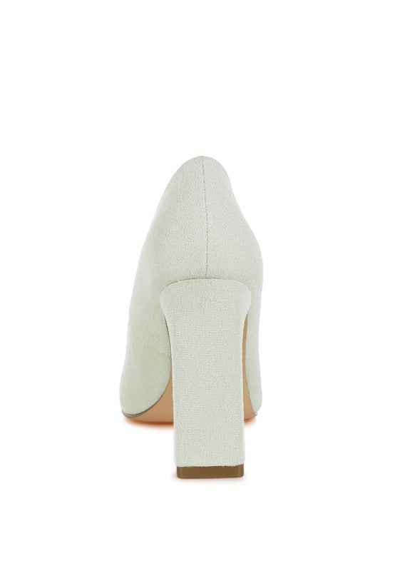 Uboa Slim Block Heel Pumps 108b385e-57cb-4bb6-a03a-59eef245380c