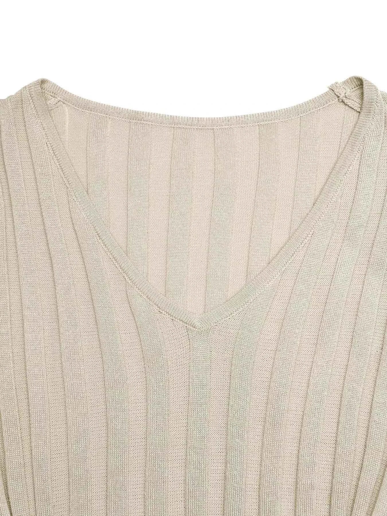 Ribbed Knit V-Neck Long Sleeve Maxi Dress 10a4ef4107584281897d0d1ea84b4657-Max-Origin