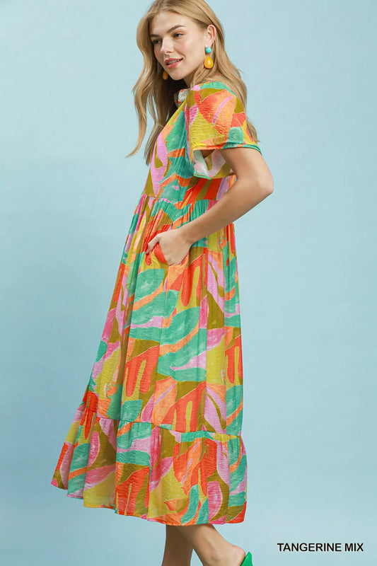 Abstract Tropical Print Tiered Midi Dress 10d678e2-ca83-4ff5-87ff-619e61e8ea21-Max-Origin