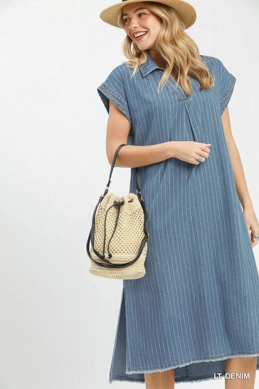 Pinstripe Denim Collared Midi Dress with Side Slits 10ff1dca-0dec-4606-a2ea-be7f179ba93b-Max-Origin
