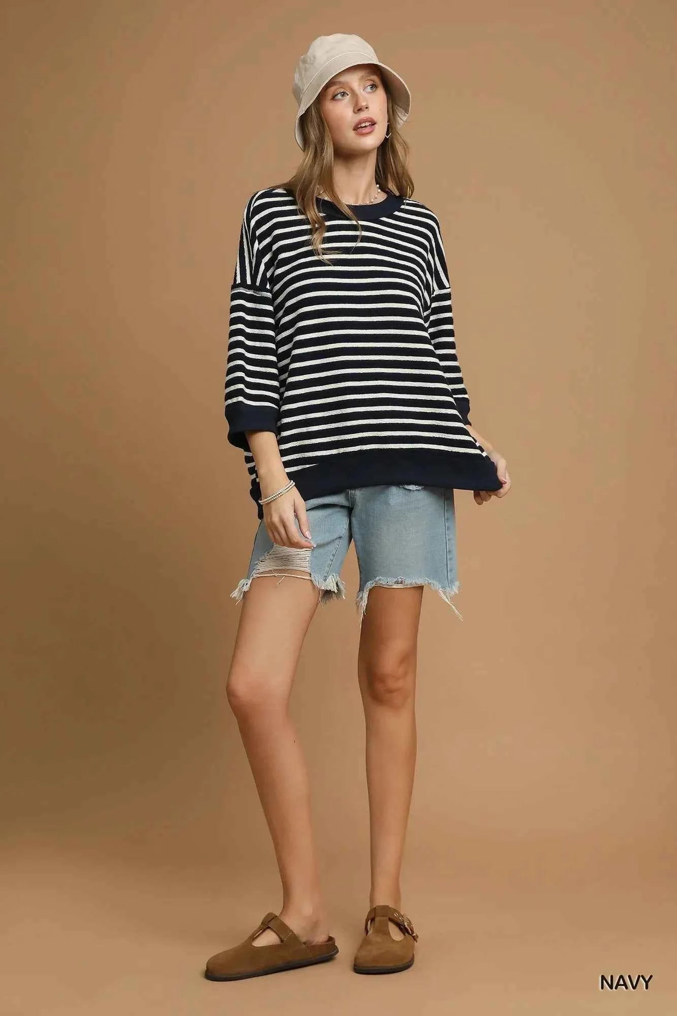 Ribbed Hem Striped Oversized Knit Top 110951c2-2476-4806-9f11-6179a3def7bd-Max-Origin