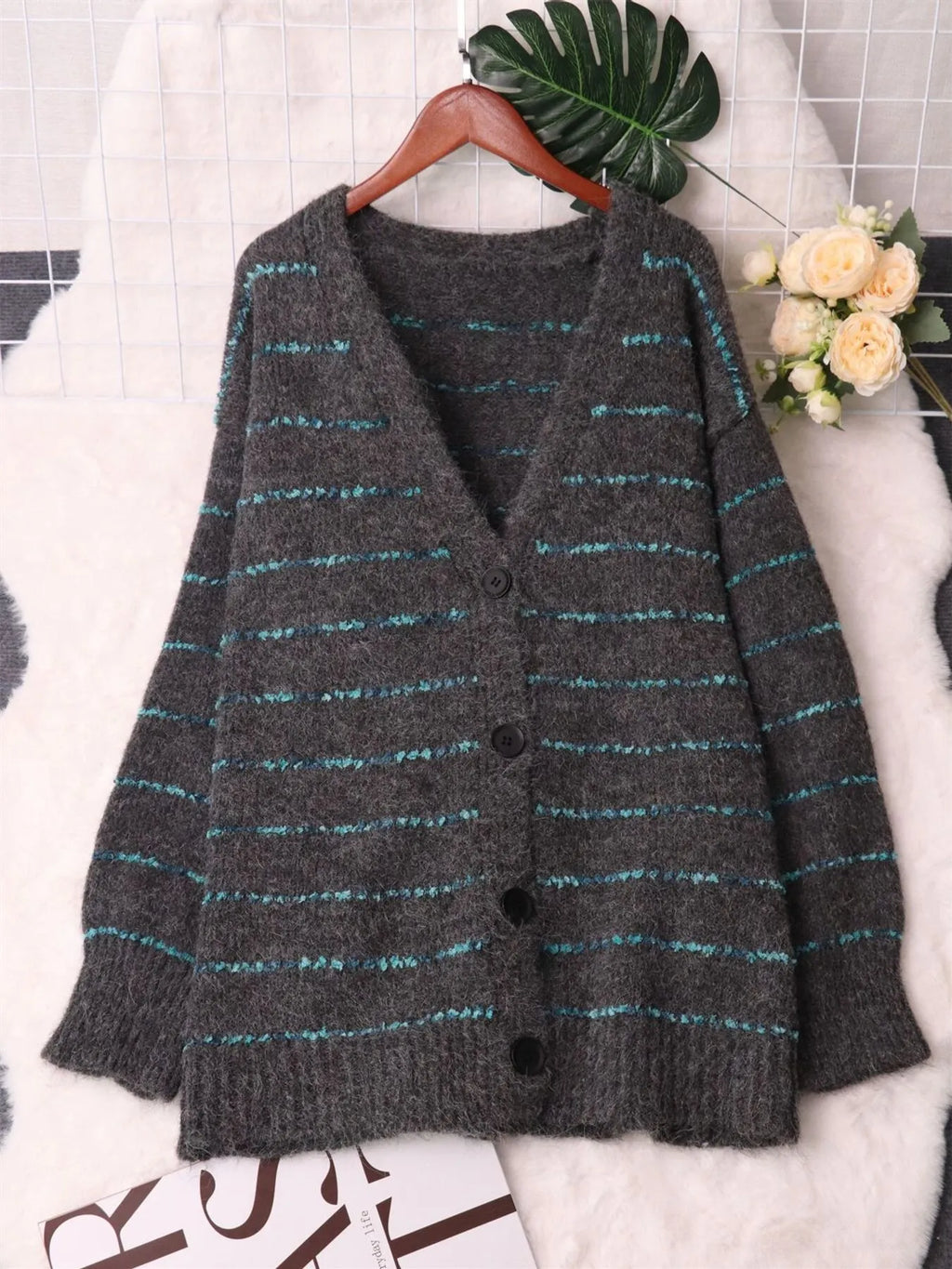 Striped Button-Up Cardigan with V-Neck Design 114bd8e9fd1c406281c411e7a2a45469-Max-Origin