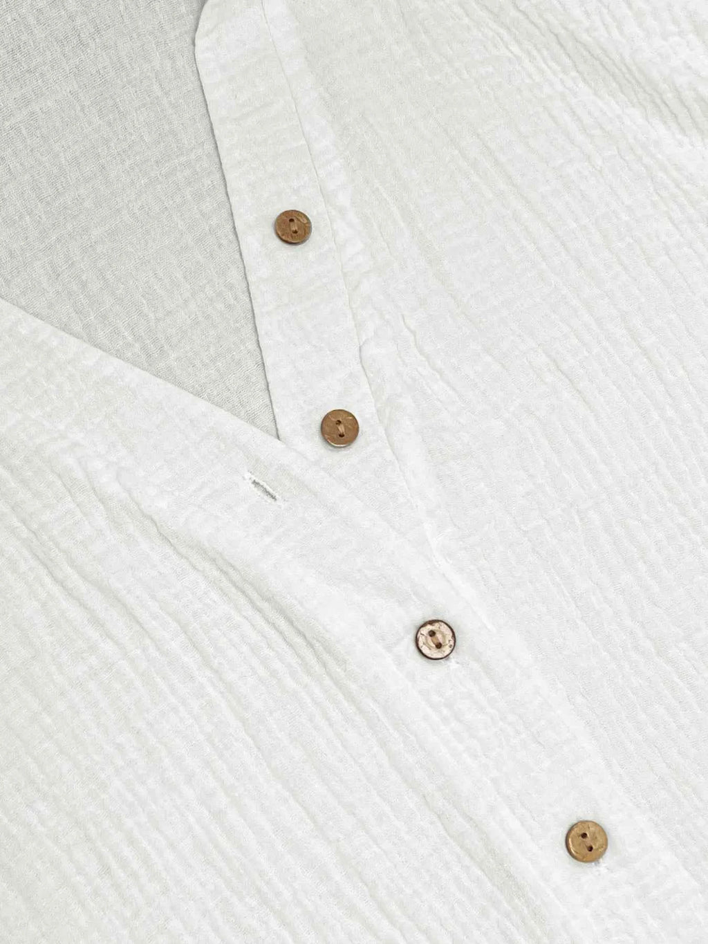 Texture Button Down Side Slit Long Sleeve Shirt 11687d31227644ceaacf93e4b18ebecb-Max-Origin_29707482-0415-43ff-a8e3-c3156de96e8a