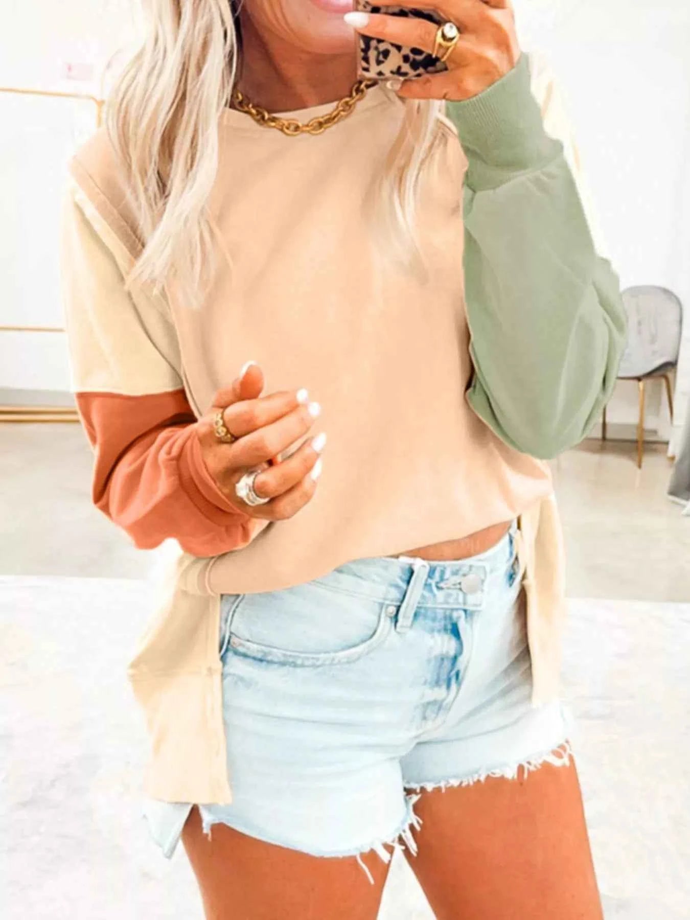 Color Block Round Neck Oversized Sweatshirt 11d5eb22-f1fd-4e31-bb2a-c4629fd10154-Max-Origin