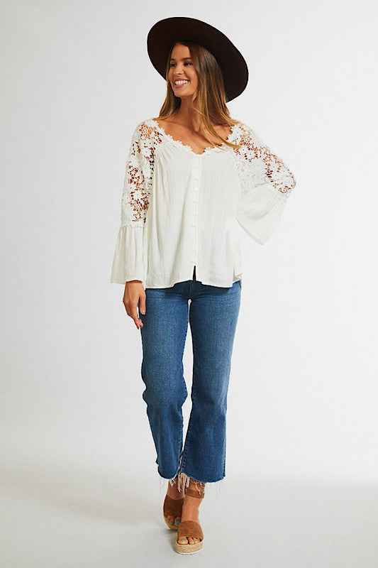 Lace top 12674253_64aa9f05-9dc7-4b64-9ab3-ed33147ea4f4