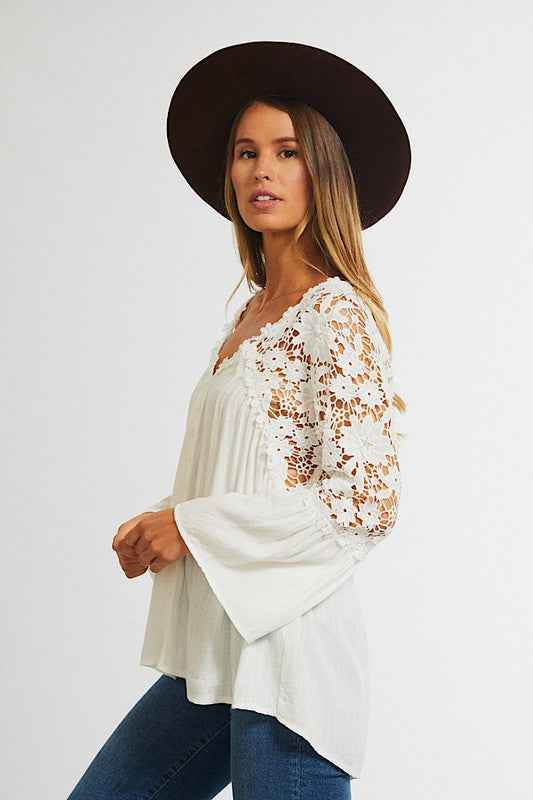 Lace top 12674253_729d9ddd-afda-48e1-b8fc-aaf6a01f22a5