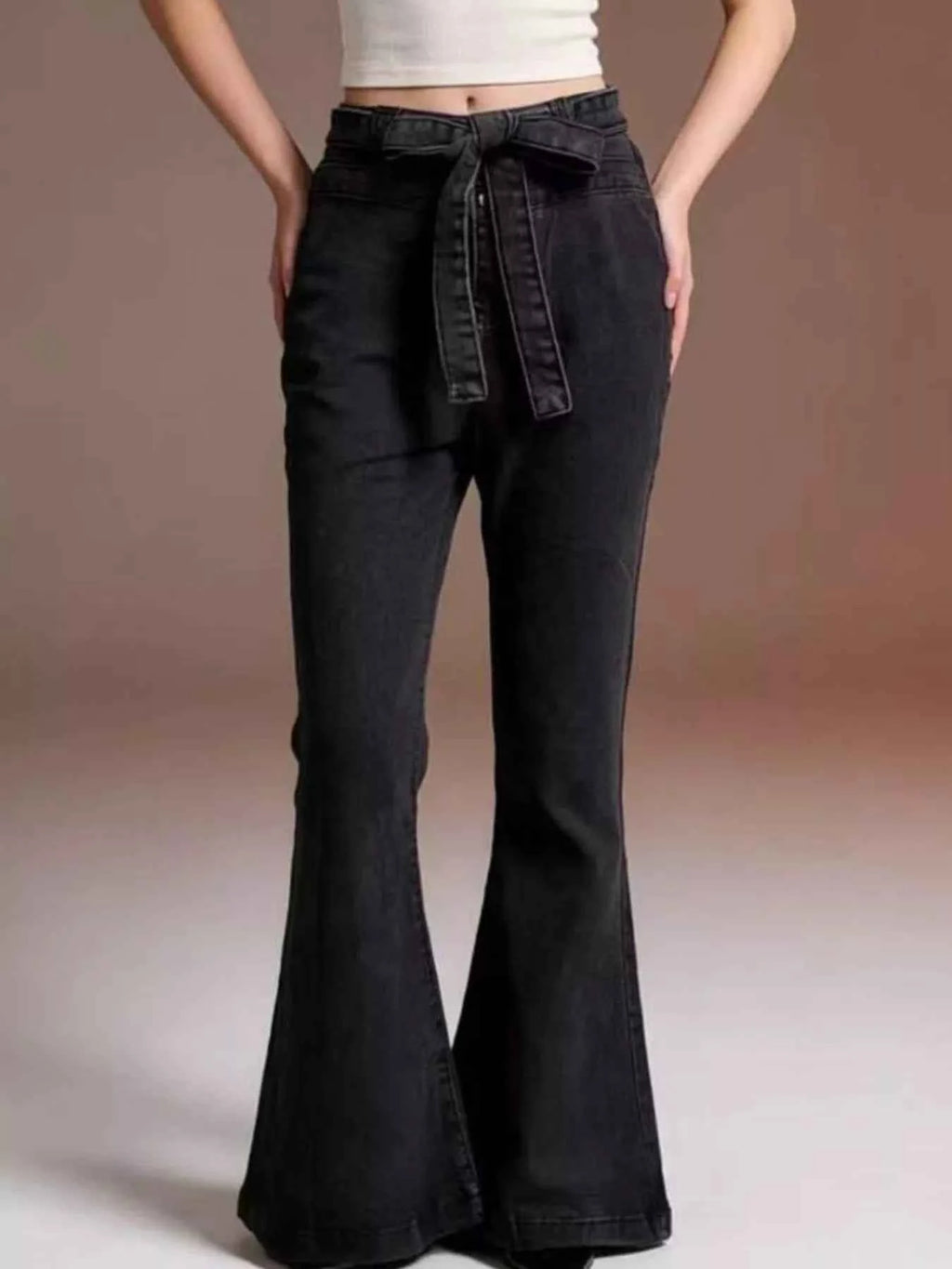 Bow-Tie High-Waisted Flare Jeans 127492d0-da10-4ffb-ba0a-cd656e125f84-Max-Origin