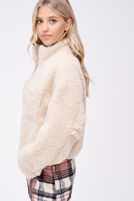 Sherpa jacket with front pockets 12779490_99bdc0a2-3e14-4f01-817b-bbdafc9f4fb5