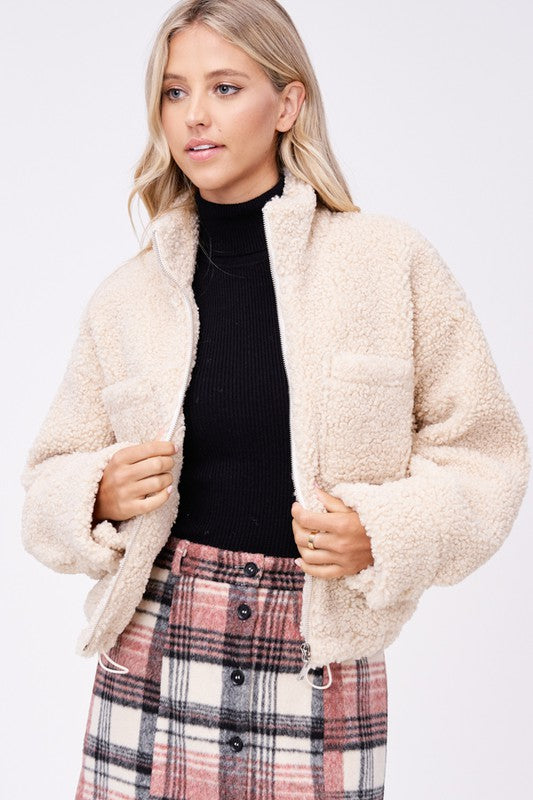 Sherpa jacket with front pockets 12779490_c438f618-13a3-4b0f-a686-d8c510c01d08