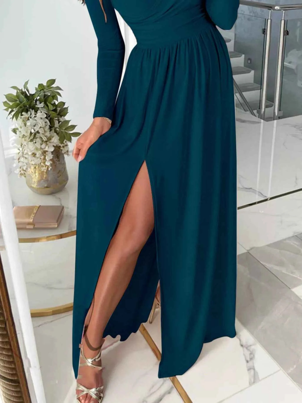 Slit Surplice Cold Shoulder Maxi Dress 1286afda-67ae-4d10-a065-3083a91cd33c-Max-Origin