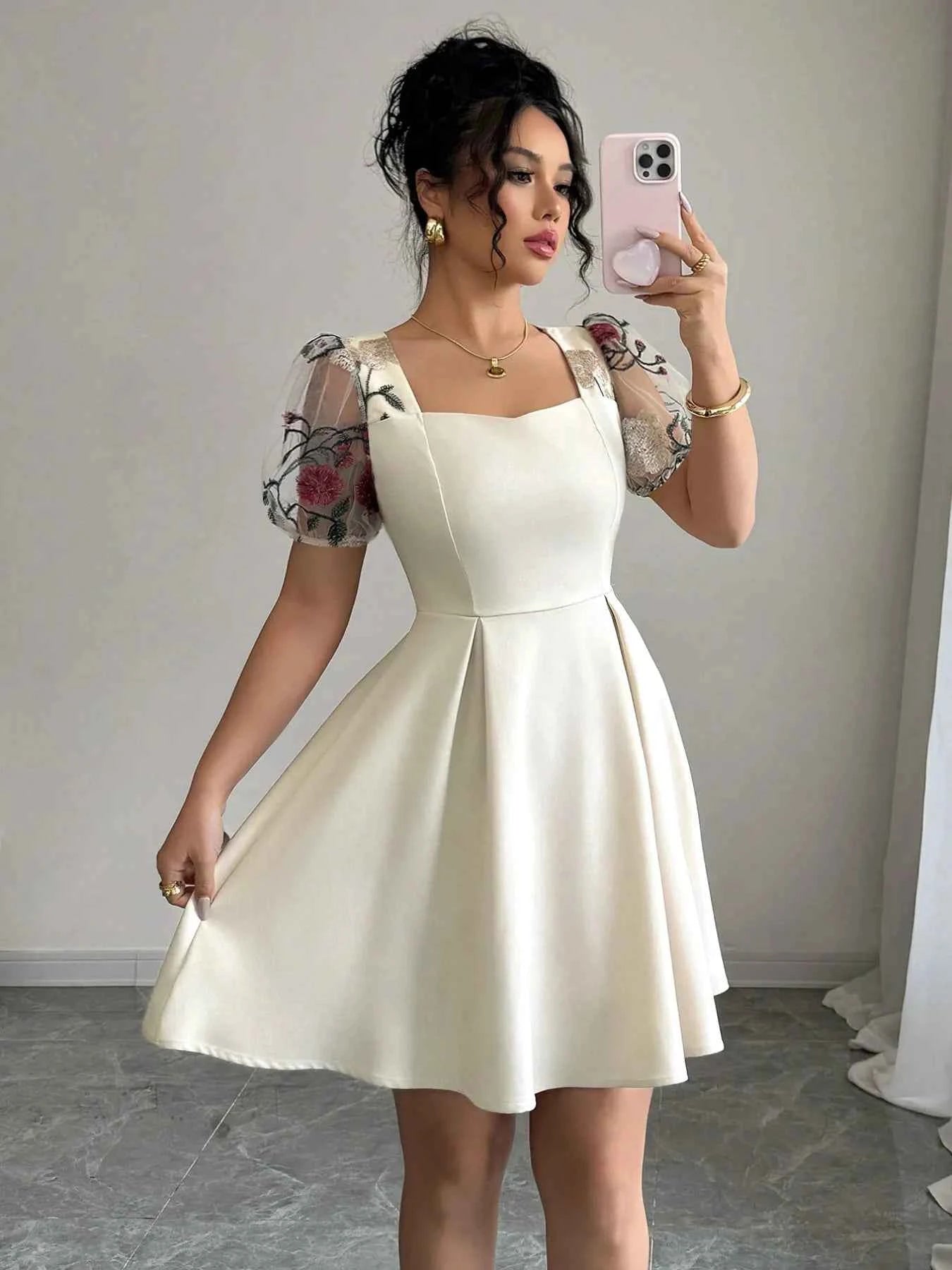 Square Neck Floral Sheer Sleeve Dress 12cca851-eb84-4376-b191-5225eab65808-Max-Origin