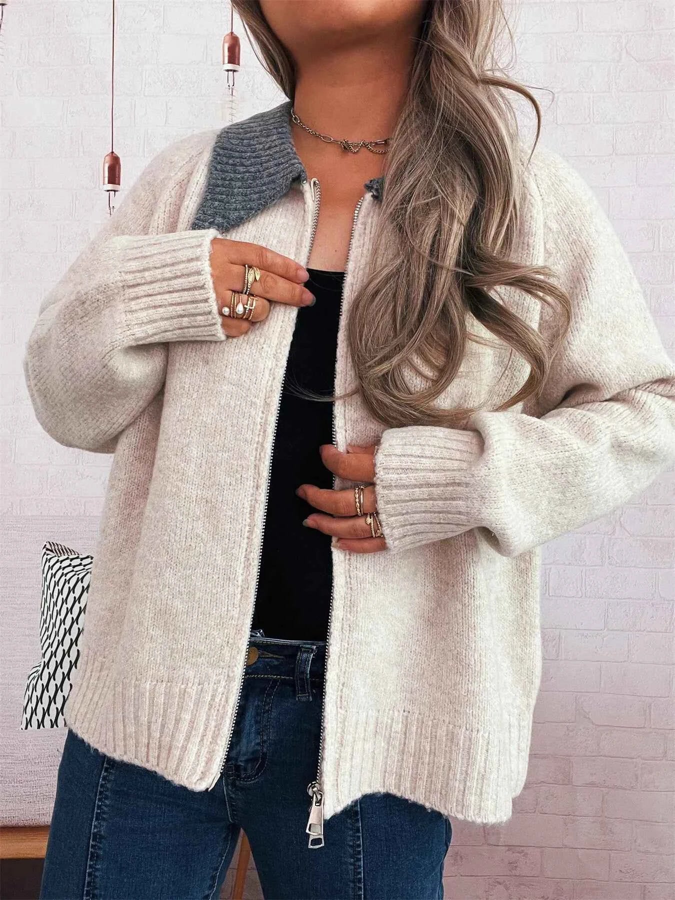 Contrast Collar Zip-Up Cardigan 12ecb6bcc8e443bc85b1609895d7eb13-Max-Origin