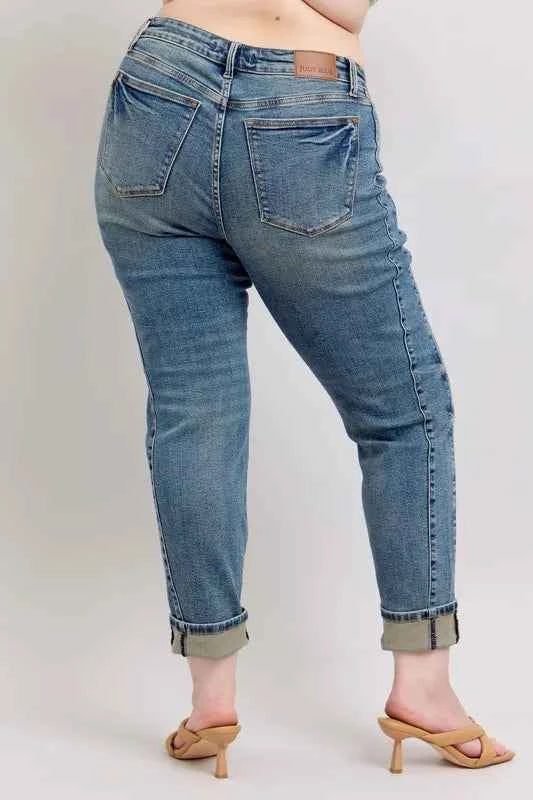 Judy Blue Full Size Mid Rise Vintage Wash Double Roll Cuff Boyfriend Jeans Plus Size 130bf1c0-cb87-4a74-ab7e-2c00e8403409-Max-Origin