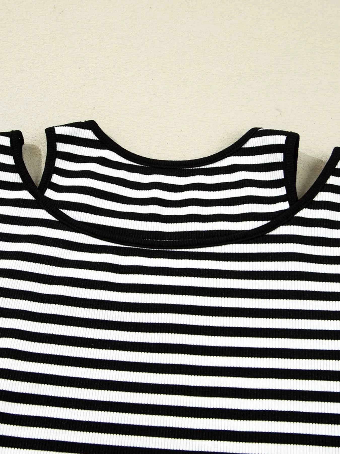Stripe Double-layer Cold Shoulder Long Sleeve Top 1314d50e65214e8ab31c63e01bda6ca0-Max-Origin
