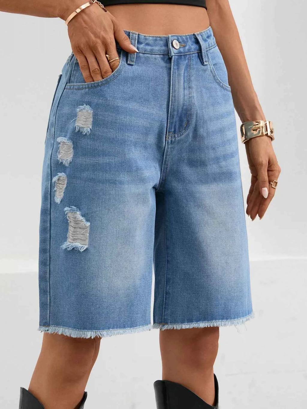 Ripped Frayed Hem Denim Shorts Light Blue 133cd131368245c0afd5bf3540408c25-Max-Origin