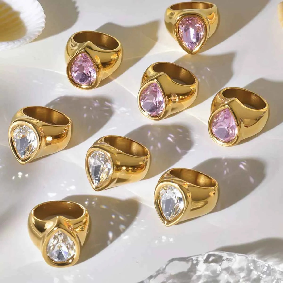 18K Gold-Plated Teardrop Zircon Ring 133d5607-9bfd-45ef-8fad-a19ecf112cc2-Max-Origin