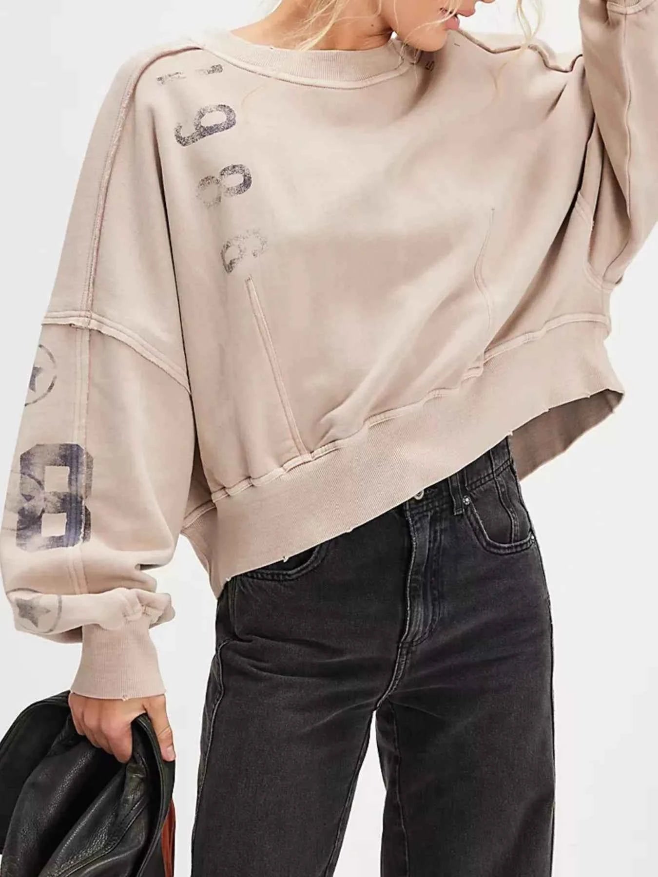 Print Round Neck Oversized Sweatshirt Khaki 13815b30-81fd-47f8-b41b-0cb9eadad048-Max-Origin